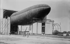 Astra Torres, Airship, between c1910 and c1915. Creator: Bain News Service