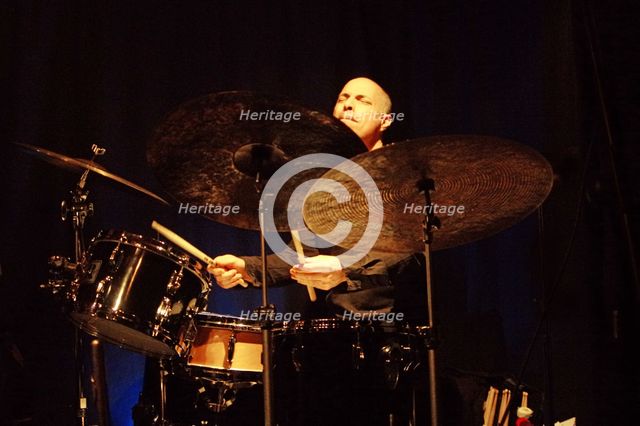 Asaf Sirkis, Emma Rawicz Quintet, Verdict Jazz Club, Brighton, East Sussex, 2022. Creator: Brian O'Connor.