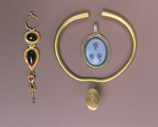 Assorted Greek and Roman jewelry, 4th century BC-17th century