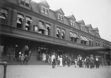 At Harrisburg, between c1910 and c1915. Creator: Bain News Service