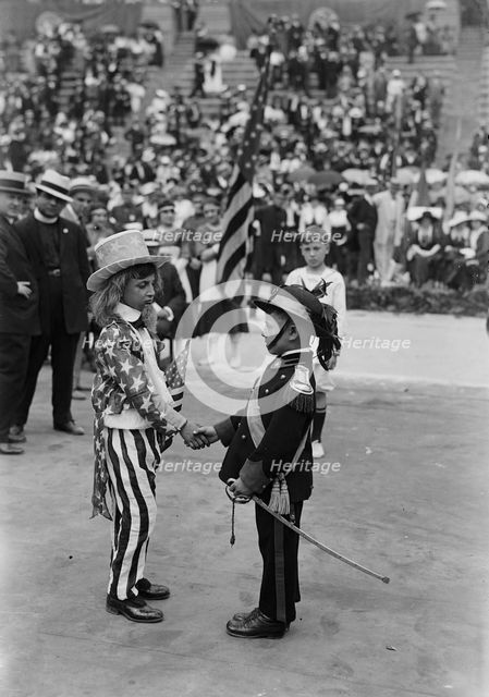 At stadium reception to Italians, 23 Jun 1917. Creator: Bain News Service.