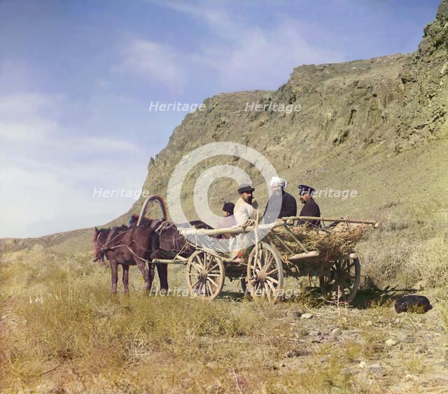 At work on the upper reaches of the Syr-Darya, Golodnaia Steppe, between 1905 and 1915. Creator: Sergey Mikhaylovich Prokudin-Gorsky.