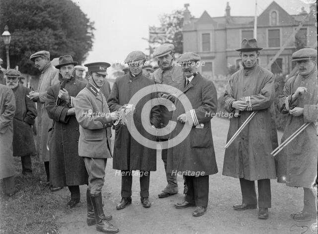 At the RAC TT race, Isle of Man, 10 June 1914. Artist: Bill Brunell.