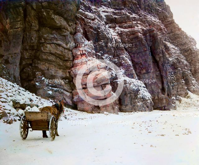 At the Saliuktin mines, on the outskirts of Samarkand, between 1905 and 1915. Creator: Sergey Mikhaylovich Prokudin-Gorsky.