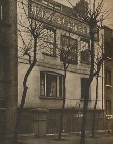 At the Sign of the Old Bell in St. Bride's Churchyard c1935. Creator: Walter Benington