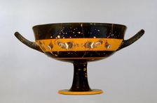 Attic black-figure stemmed band-cup depicting a cock-fight, 550-525BC. Artist: Tleson Painter