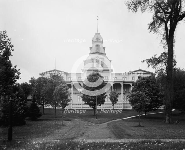 Athenaeum Hotel, Chautauqua, between 1880 and 1897. Creator: William H. Jackson.