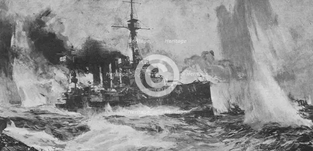 ' Au fort de la bataille Jutland ; le croiseur cuirasse "Warrior" riposant au feu de six..., 1916. Creator: Charles Dixon.
