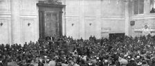 Au Palais de Tauride; Le bureau du Conseil des delegues ouvriers et soldats, pendant..., 1917. Creator: Unknown