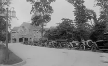 Autos at Forest Hills, between c1915 and c1920. Creator: Bain News Service