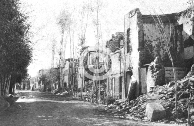 'Aux armees russes d'Asie; Etat actuel de Van: toutes les rues sont dans le meme etat', 1916. Creator: Unknown.