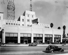Auburn and Cord car showroom, USA, 1936