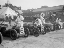 Austin 747 cc works racers of C Goodacre and JD Barnes, BRDC 500 Miles Race, Brooklands, 1931. Artist: Bill Brunell
