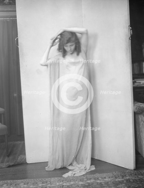 Austin, Betty, Miss, 1922 Sept. 15. Creator: Arnold Genthe.
