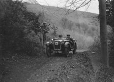 Austin Ulster of WGE Rushworth competing in the Inter-Varsity Trial, November 1931. Artist: Bill Brunell