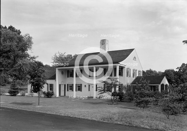 Austin W. Roche, residence on Old Barn Rd, Fairfield, Connecticut, 1939. Creator: Gottscho-Schleisner, Inc.