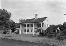 Austin W. Roche, residence on Old Barn Rd, Fairfield, Connecticut, 1939. Creator: Gottscho-Schleisner, Inc