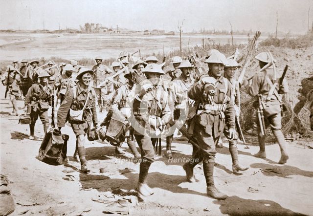 Australian machine-gunners returning from the trenches, France, World War I, 1916. Creator: Unknown.