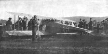 Avions allemands sur territoire Suisse; atterrissage d'un avion allemand es Suisse..., 1916. Creator: Unknown