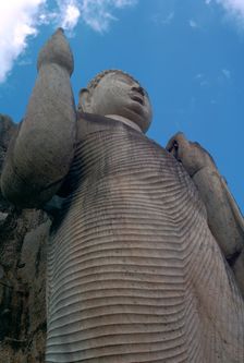 Awkana Buddha, a colossal statue