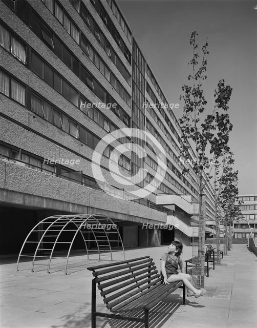 Aylesbury Estate, Walworth, Southwark, London, 01/05/1971. Creator: John Laing plc.
