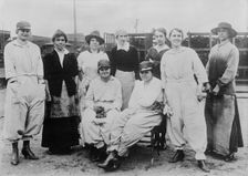 B & O Women Workers, Loraine, O. [i.e. Lorain, Ohio], 1917. Creator: Bain News Service