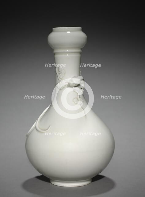 Bottle-shaped Vase, 1662-1722. Creator: Unknown.