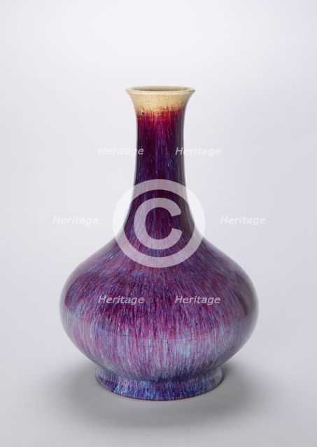 Bottle-Shaped Vase, Qing dynasty (1644-1911), c. 18th century. Creator: Unknown.