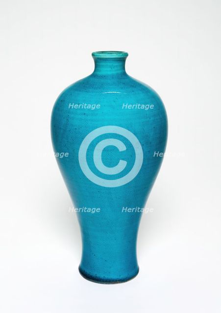 Bottle Vase (Meiping), Qing dynasty (1644-1911), Qianlong period (1736-1795). Creator: Unknown.