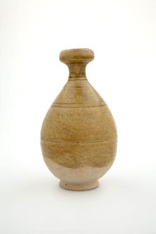 Bottle with garlic-head mouth, about 600. Creator: Unknown