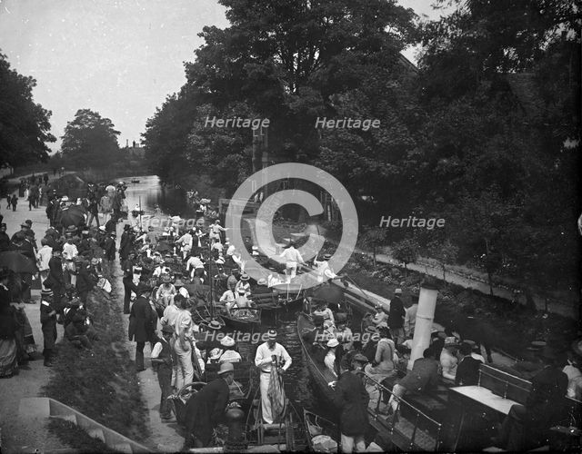 Boulters Lock, Maidenhead, Berkshire, 1880. Artist: Henry Taunt