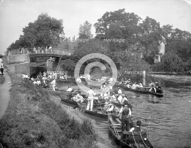 Boulters Lock, Maidenhead, Berkshire, c1860-c1922. Artist: Henry Taunt