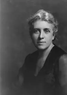 Boulton, E., Dr., portrait photograph, not before 1916. Creator: Arnold Genthe