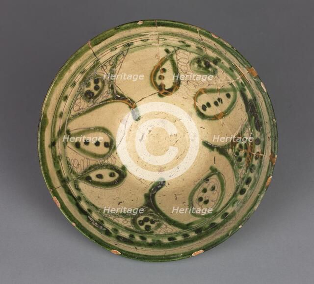 Bowl, 1000s-1100s. Creator: Unknown.