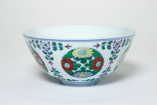 Bowl with Floral Medallions and Stems, Qing dynasty (1644-1911), c. 19th century. Creator: Unknown