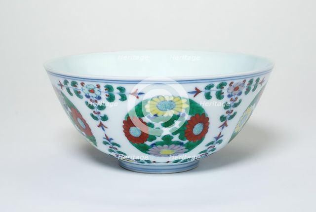 Bowl with Floral Medallions and Stems, Qing dynasty (1644-1911), c. 19th century. Creator: Unknown.