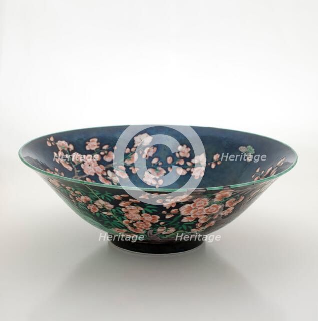 Bowl with flower and bird design, 1850-1899. Creator: Unknown.