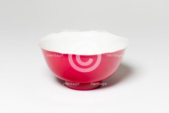 Bowl with Foliate Rim, Qing dynasty (1644-1911), late 18th/19th century. Creator: Unknown.