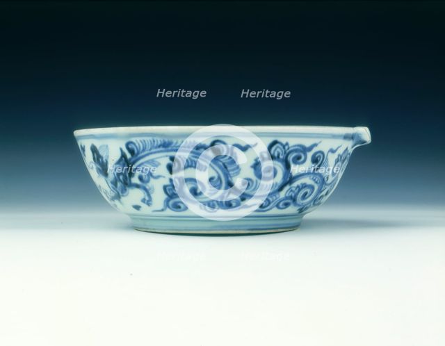 Bowl with foliated dragon decoration, Ming dynasty, Jingtai period, China, 1450-1457. Artist: Unknown