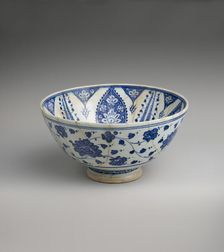 Bowl with Variation of Baba Nakkas Design, Turkey, ca. 1500-1525. Creator: Unknown