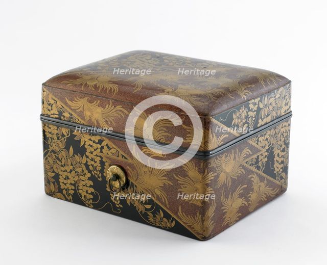 Box for personal accessories (tebako), Momoyama or Edo period, early 17th century. Creator: Unknown.