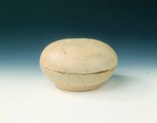 Box with crescent moon and prunus spray, Yuan dynasty, China, 14th century