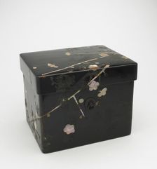 Box with fitted cover, Edo period, 17th century. Creator: Unknown