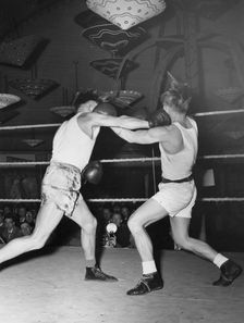 Boxing match between Knud Larsen of Denmark and Lennart Persson, representing Sweden