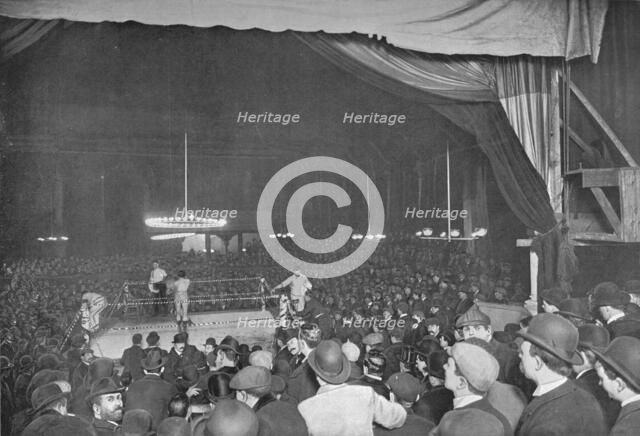 Boxing at Wonderland, London, c1903 (1903). Artist: Unknown.