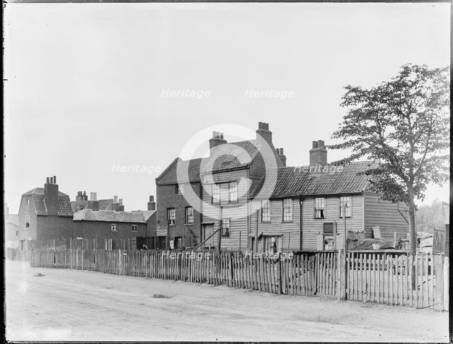 Boyce's Cottages, Garratt Lane, Earlsfield, Wandsworth, Greater London Authority, 1880-1900. Creator: William O Field.