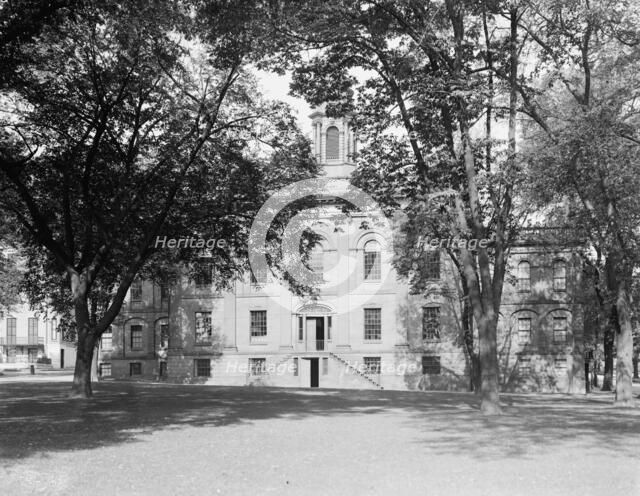 Boys' Academy [Albany Academy], Albany, N.Y., c1908. Creator: Unknown.