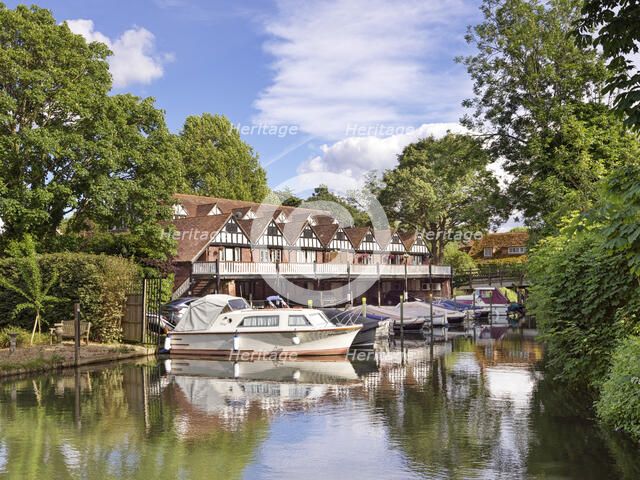 Boat House, High Street, Goring-on-Thames, South Oxfordshire, Oxfordshire, 2025. Creator: James O Davies.