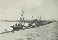 [Boats on beach]. From the album: Photograph album - England, 1920s. Creator: Harry Moult