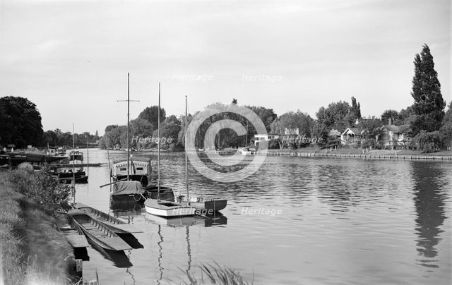 Boats on the Thames, Wraysbury, Berkshire, c1945-c1965. Artist: SW Rawlings